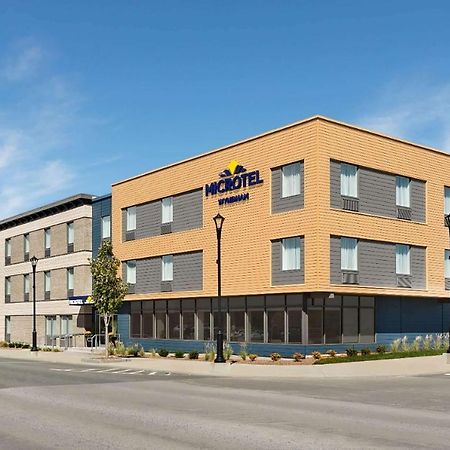 Microtel Inn & Suites By Wyndham Lachute Exterior foto