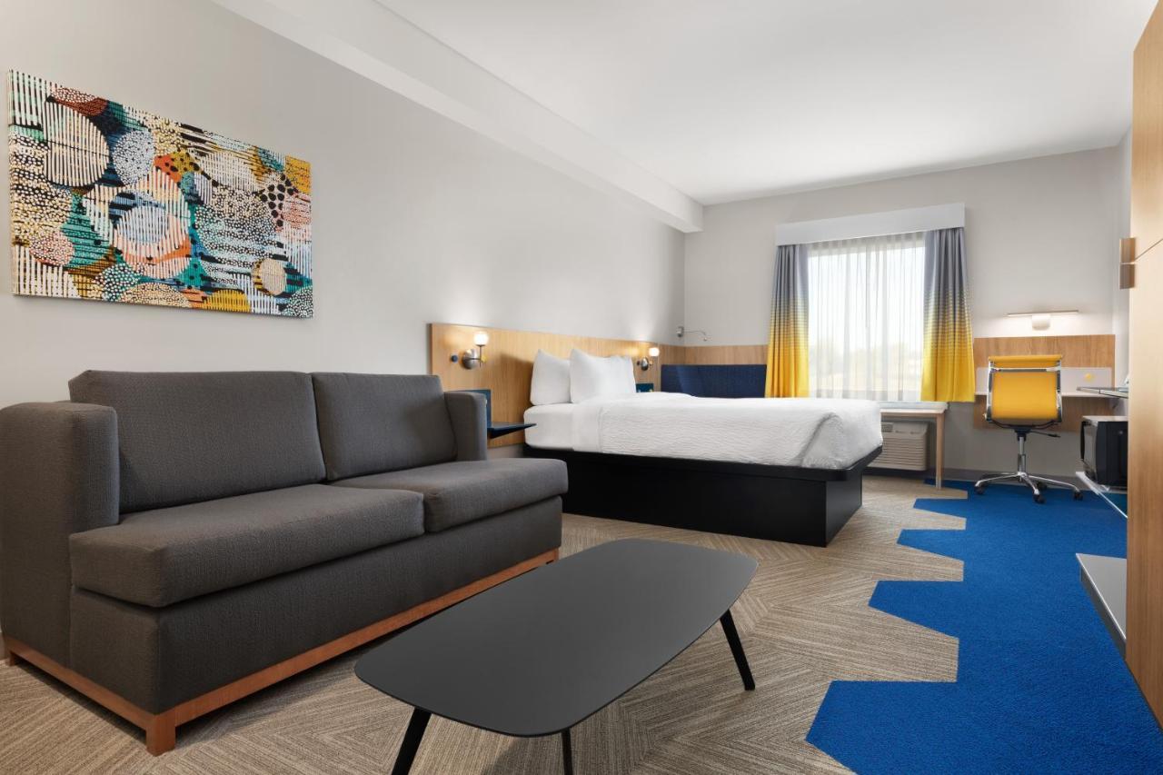 Microtel Inn & Suites By Wyndham Lachute Exterior foto