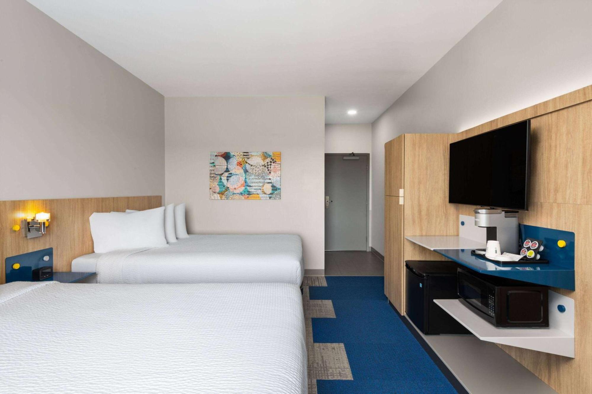 Microtel Inn & Suites By Wyndham Lachute Exterior foto